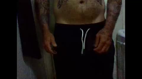 Snapshot of urdaddy875867 chatting on 05.12.26 urdaddy875867 online show from 05.12.26