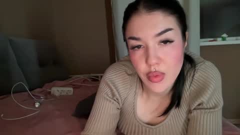 Snapshot of urdevilbaby chatting on 01.06.25 Margo online show from 01.06.25