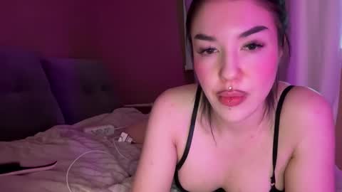 Snapshot of urdevilbaby chatting on 02.15.25 Margo online show from 02.15.25