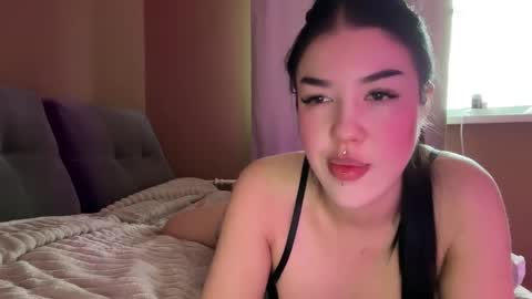 Snapshot of urdevilbaby chatting on 03.06.25 Margo online show from 03.06.25