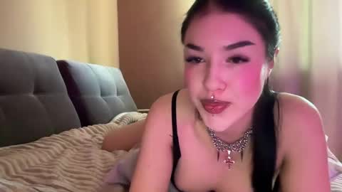 Snapshot of urdevilbaby chatting on 03.09.25 Margo online show from 03.09.25