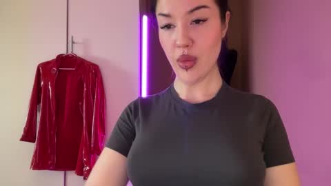 Margo online show from 11.13.25