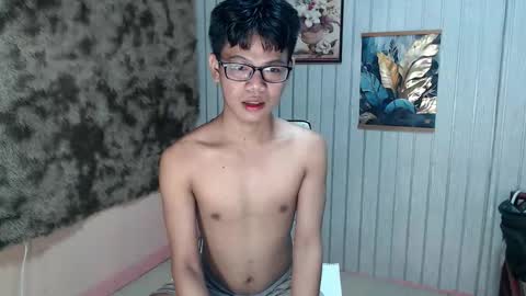urdreamboy_doms online show from 05.13.26