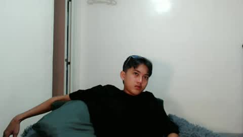 Snapshot of urdreamboy_prince chatting on 06.12.26 urdreamboy_prince online show from 06.12.26