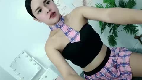 Snapshot of ure_asiancockgirl07 chatting on 09.11.25 Bretesh online show from 09.11.25