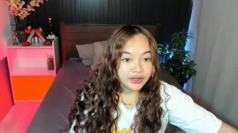 Scarlet online show from 10.19.25