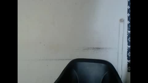 Snapshot of urflirtydoll chatting on 02.18.25 urflirtydoll online show from 02.18.25