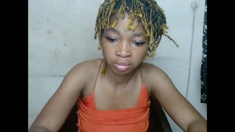 Snapshot of urflirtydoll chatting on 09.29.25 urflirtydoll online show from 09.29.25