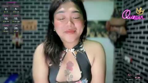 Snapshot of urgirl_dimple chatting on 06.20.26 Dimple online show from 06.20.26