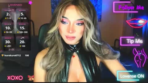 Snapshot of urgoddess_bella chatting on 11.20.25 My bella 3 online show from 11.20.25