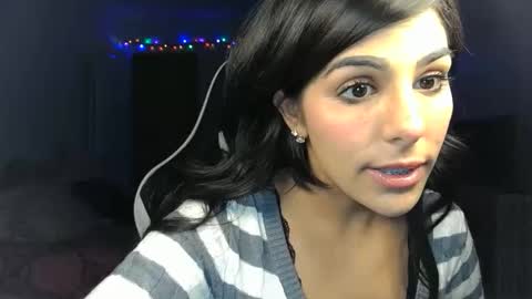 Snapshot of urgoddessmarla chatting on 11.12.25 Goddess Marla online show from 11.12.25