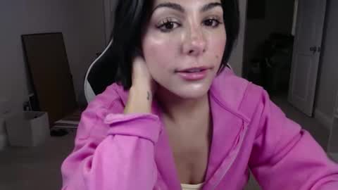 Snapshot of urgoddessmarla chatting on 12.14.25 Goddess Marla online show from 12.14.25