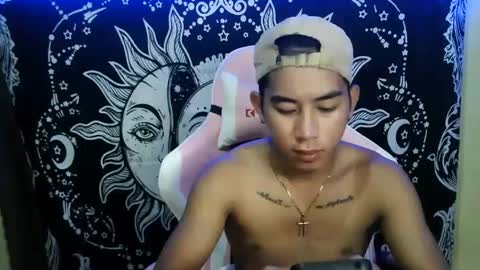 Snapshot of urhot_joshxx chatting on 03.06.25 Josh online show from 03.06.25