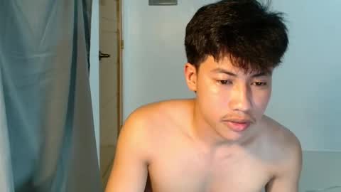 Snapshot of urhot_jules chatting on 03.04.26 erwin online show from 03.04.26