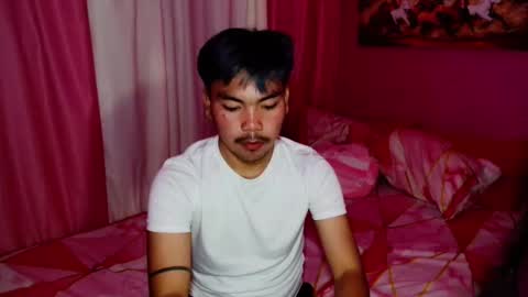 Snapshot of urhot_kharlxoxo chatting on 11.10.25 john carlo online show from 11.10.25