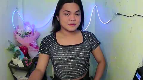 urhottie_bella online show from 09.09.25