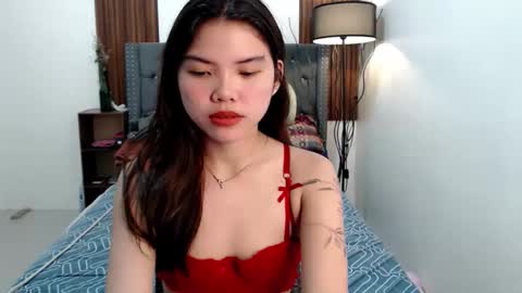 urhottie_melodie online show from 12.19.25