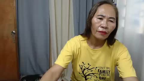 Snapshot of urhotvivian11 chatting on 09.15.25 urhotvivian11 online show from 09.15.25