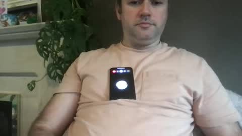 Snapshot of urhungdaddy8 chatting on 10.21.25 Hung Daddy online show from 10.21.25