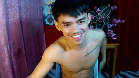Snapshot of urhunky_boy chatting on 06.15.26 urhunky_boy online show from 06.15.26