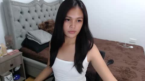 Snapshot of urkatiecookie chatting on 03.05.25 Amira online show from 03.05.25