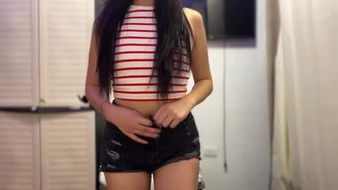 Amira online show from 03.13.26