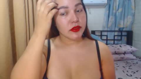 Snapshot of urlovercockxxx chatting on 05.19.26 janah online show from 05.19.26