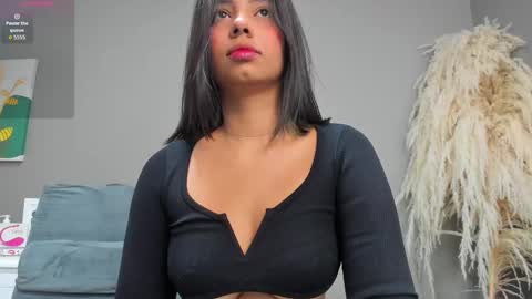 Snapshot of urlovex chatting on 09.11.25 Love online show from 09.11.25