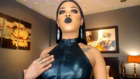 UrMajestyTyra online show from 03.17.26