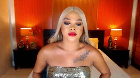Snapshot of urmajestytyra chatting on 06.15.26 UrMajestyTyra online show from 06.15.26