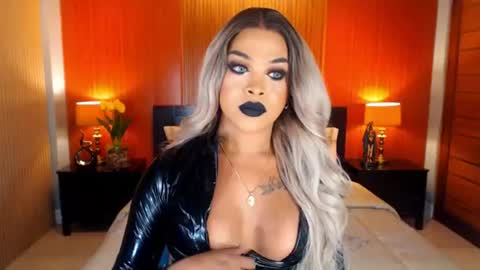 Snapshot of urmajestytyra chatting on 06.19.26 UrMajestyTyra online show from 06.19.26