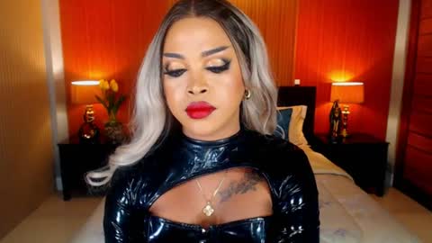 Snapshot of urmajestytyra chatting on 07.02.26 UrMajestyTyra online show from 07.02.26