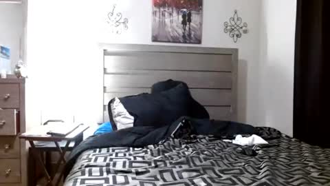 Snapshot of urobon67 chatting on 12.18.25 urobon49 online show from 12.18.25