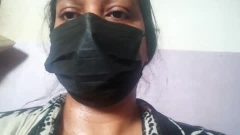 Snapshot of uroojkhan6 chatting on 07.26.26 uroojkhan6 online show from 07.26.26