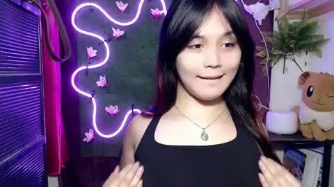 Pia online show from 09.23.25