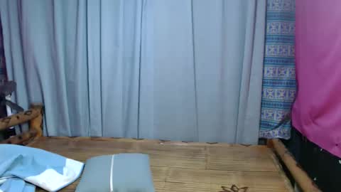 urpinay_singlemother online show from 05.18.26