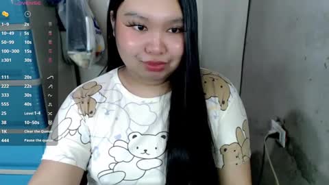 Snapshot of urpinayslutxxx chatting on 03.05.25 Jane online show from 03.05.25