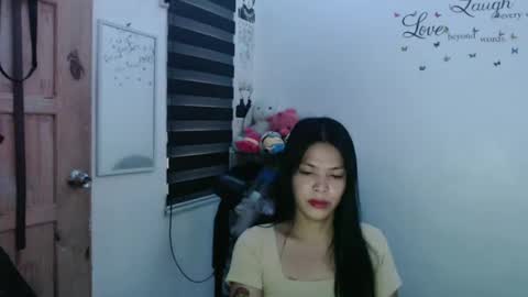 hi im kim online show from 02.09.25