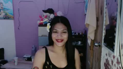 hi im kim online show from 12.01.25