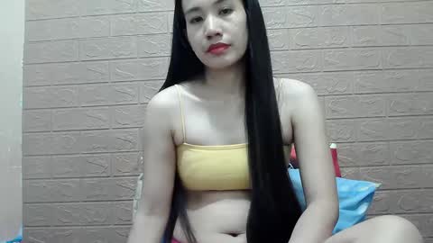 Snapshot of ursexychix_4u chatting on 02.28.25 ursexychix_4u online show from 02.28.25