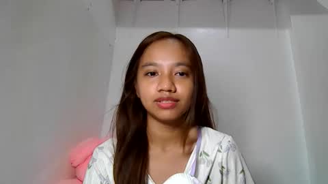 Snapshot of urshamegirl4you chatting on 06.07.26 Your LUNA online show from 06.07.26