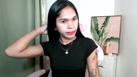 ursweet_zeviixx online show from 10.20.25