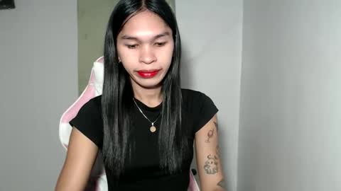 ursweet_zeviixx online show from 11.17.25