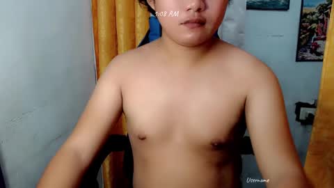 Snapshot of urwildpinayxxx chatting on 02.15.25 melody online show from 02.15.25
