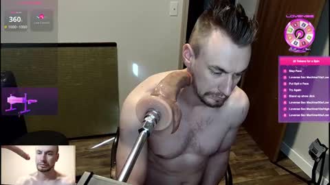 Snapshot of usemythroat664034 chatting on 09.16.25 MalcolmRW online show from 09.16.25