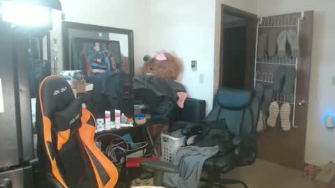 Snapshot of usgoober chatting on 05.14.26 Eric online show from 05.14.26