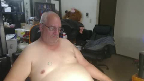 Snapshot of usgoober chatting on 05.15.26 Eric online show from 05.15.26