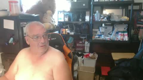 Snapshot of usgoober chatting on 06.20.26 Eric online show from 06.20.26
