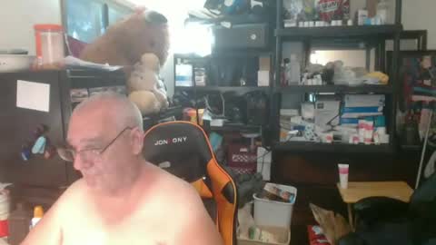 Snapshot of usgoober chatting on 06.21.26 Eric online show from 06.21.26