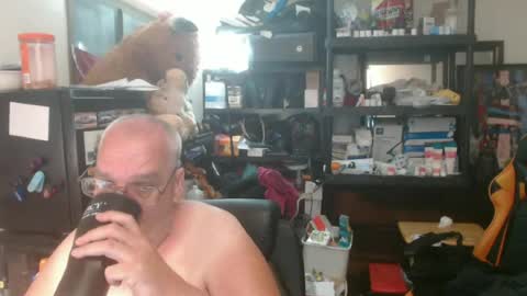 Snapshot of usgoober chatting on 06.23.26 Eric online show from 06.23.26